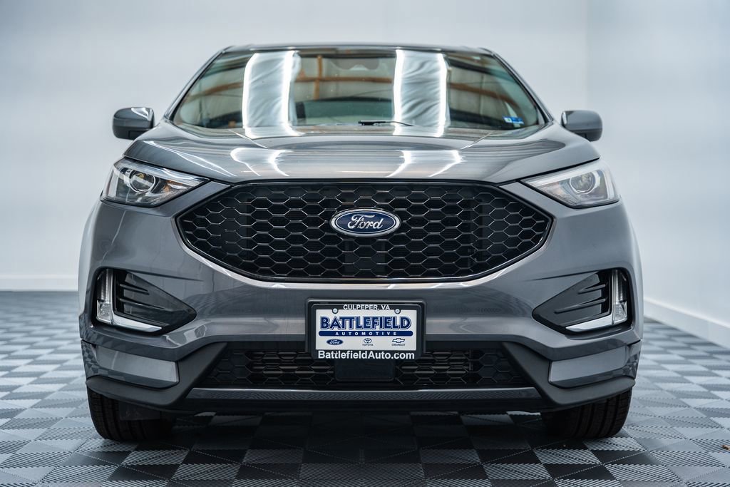 Certified 2022 Ford Edge ST-Line AWD/4WD image 5