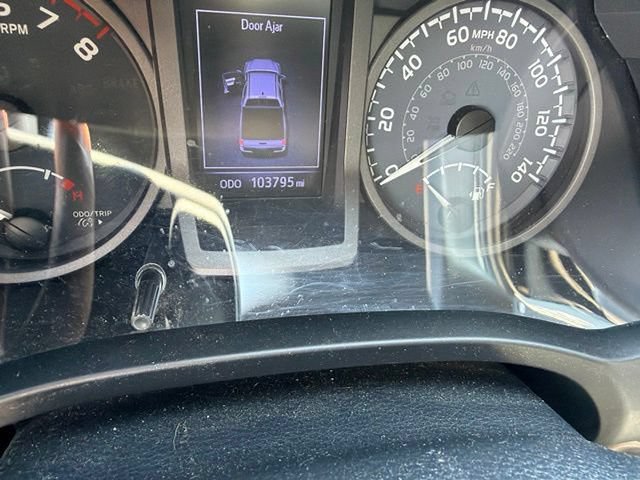 Used 2020 Toyota Tacoma TRD Sport w/ Technology Package AWD/4WD image 5