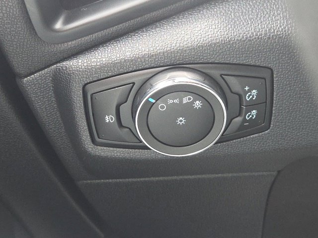 Certified 2018 Ford EcoSport SE w/ SE Convenience Package FWD image 24