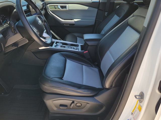 Certified 2023 Ford Explorer XLT w/ Equipment Group 202A AWD/4WD image 7