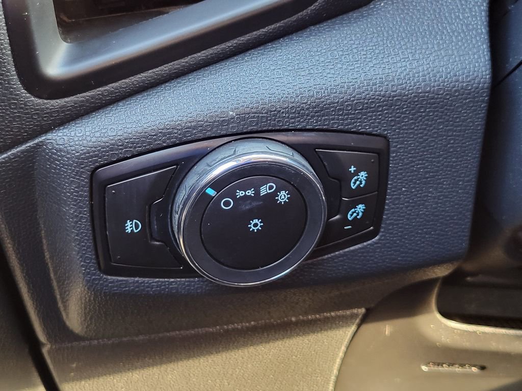Certified 2021 Ford EcoSport SE w/ SE Convenience Package image 27