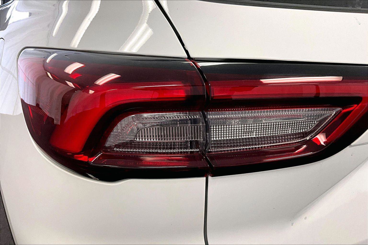 Certified 2024 Ford Escape Active w/ Tech Pack #2 image 28