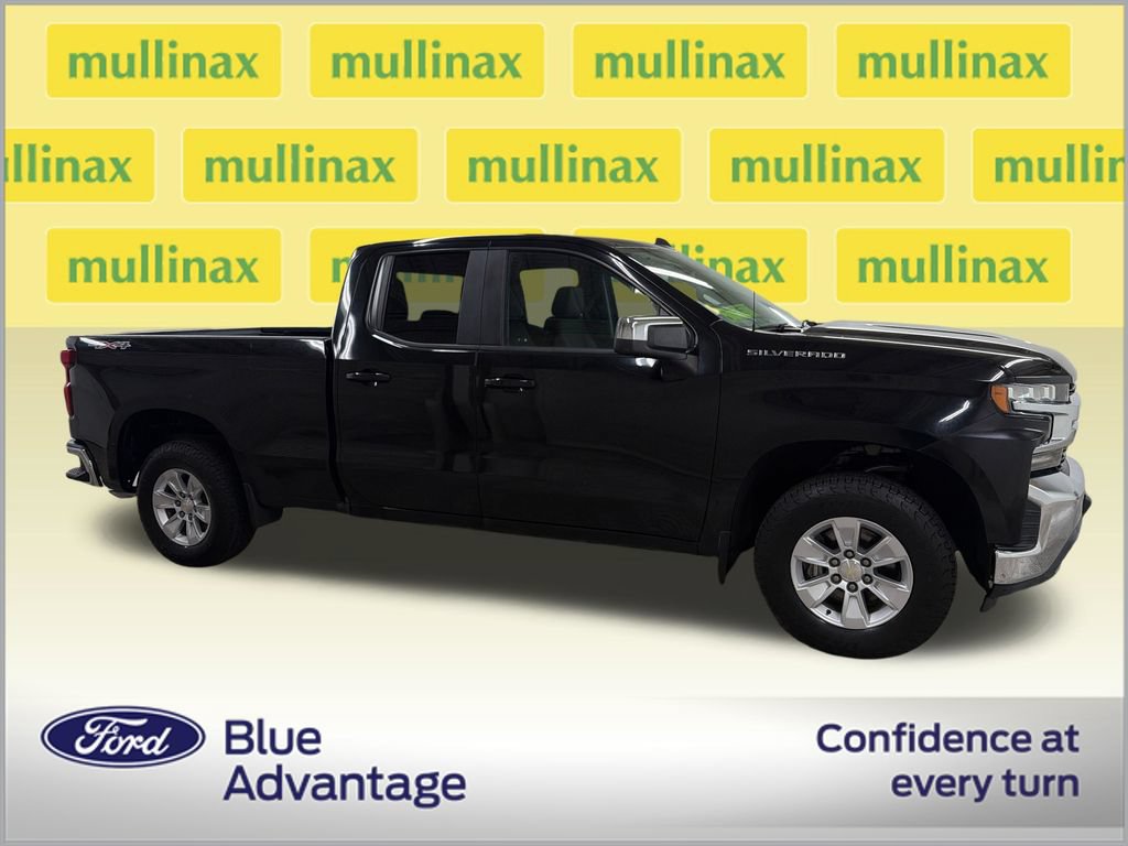 Used 2020 Chevrolet Silverado 1500 LT w/ Trailering Package AWD/4WD image 2