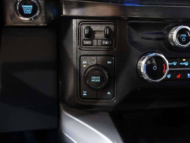 Certified 2024 Ford F350 Lariat w/ Sport Appearance Package image 15