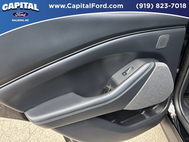 Certified 2025 Ford Mustang Mach-E Premium AWD/4WD image 17