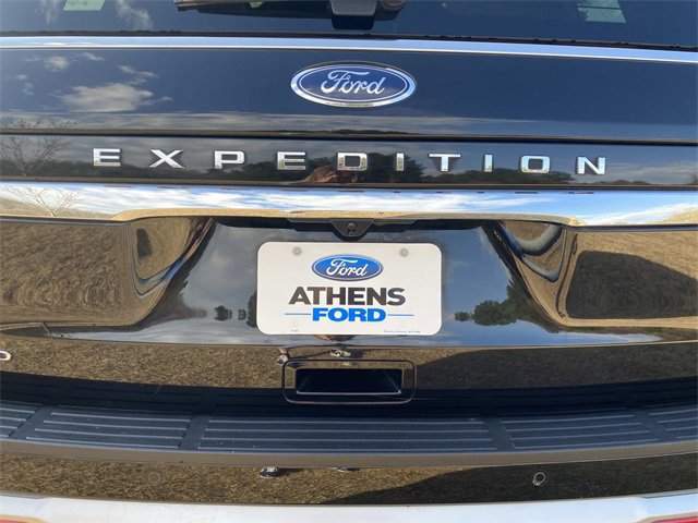 Certified 2024 Ford Expedition Limited image 18