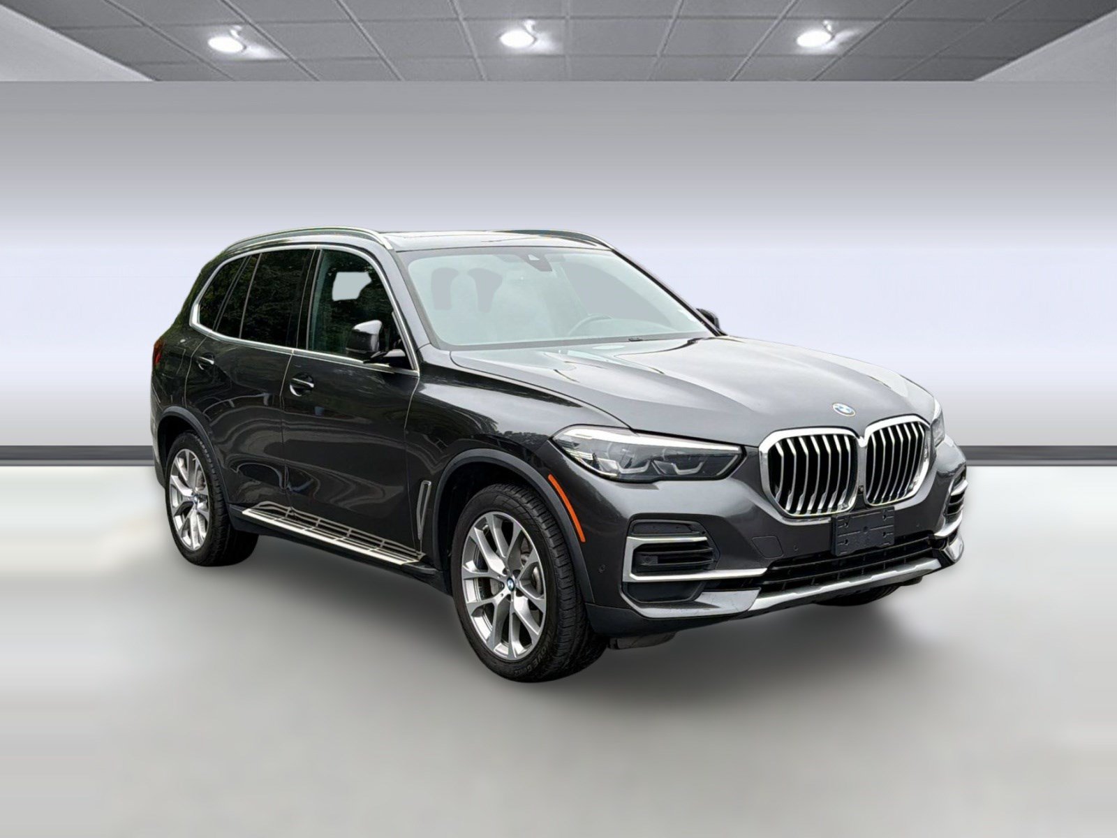 Used 2023 BMW X5 xDrive40i w/ Premium Package AWD/4WD image 7