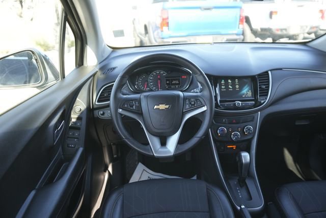 Used 2017 Chevrolet Trax LT w/ LT Convenience Package image 21