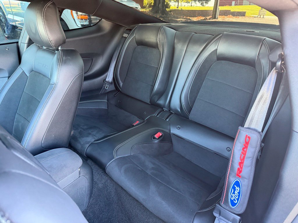 Certified 2018 Ford Mustang Shelby GT350 w/ Convenience Package RWD image 19