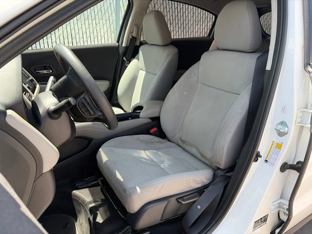 Used 2022 Honda HR-V LX image 9