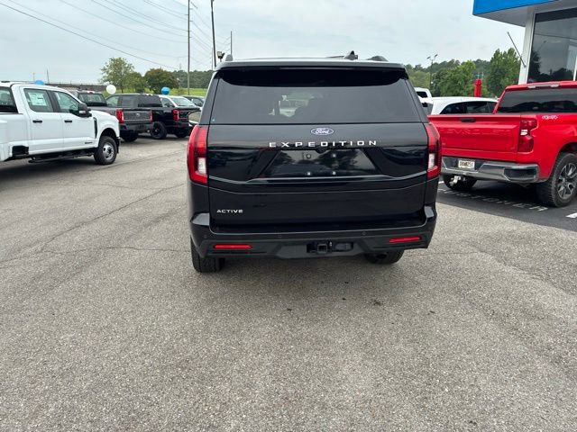 Certified 2025 Ford Expedition Active AWD/4WD image 30