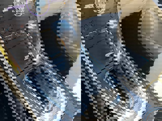 Certified 2017 Ford Edge Titanium w/ Equipment Group 301A image 22