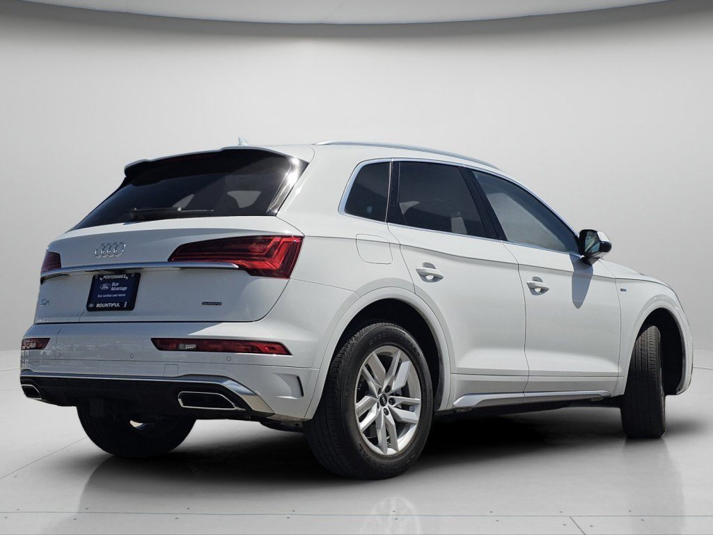 Used 2023 Audi Q5 2.0T Premium w/ Convenience Package AWD/4WD image 24