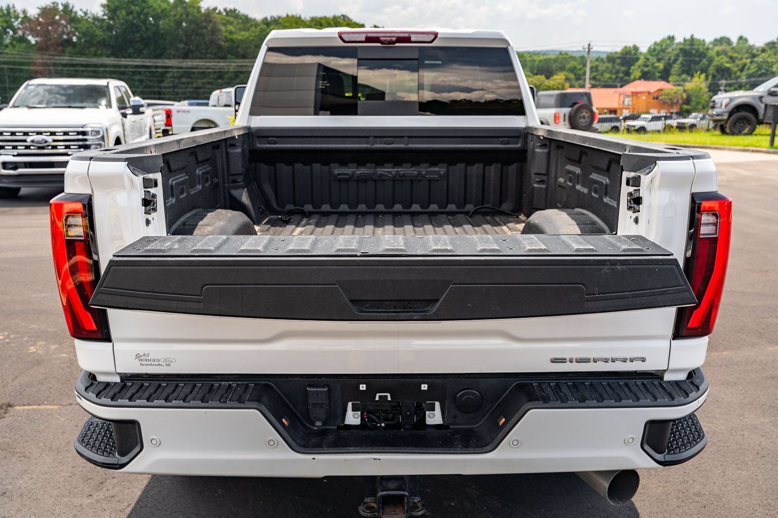 Used 2024 GMC Sierra 2500 Denali Ultimate w/ Max Trailering Package AWD/4WD image 15