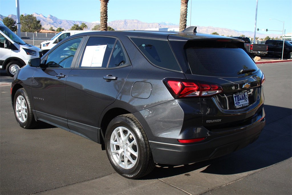 Used 2022 Chevrolet Equinox LS image 5
