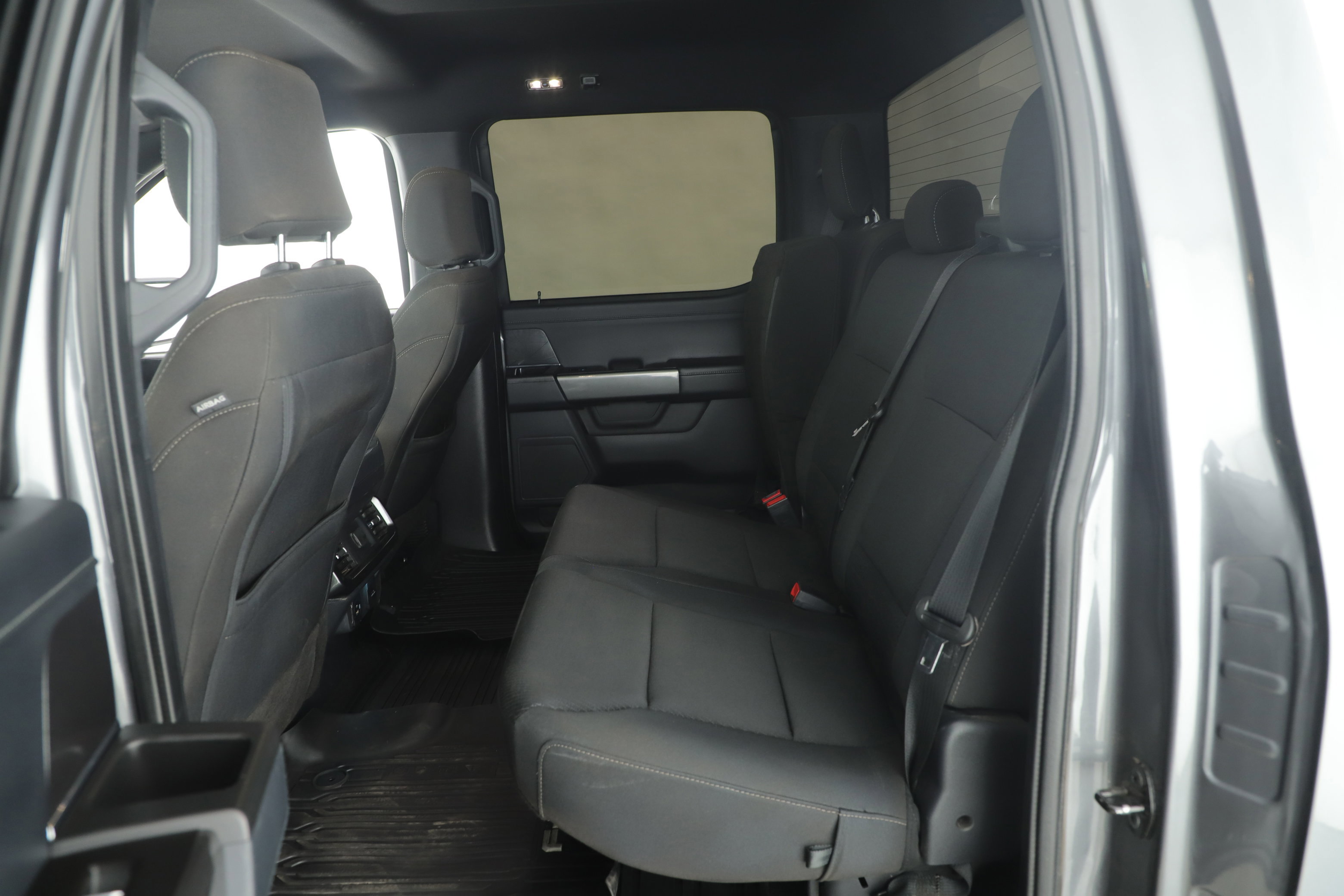 Certified 2022 Ford F150 XLT w/ Equipment Group 302A High image 9