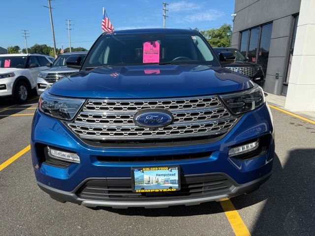 Certified 2023 Ford Explorer Limited AWD/4WD image 2