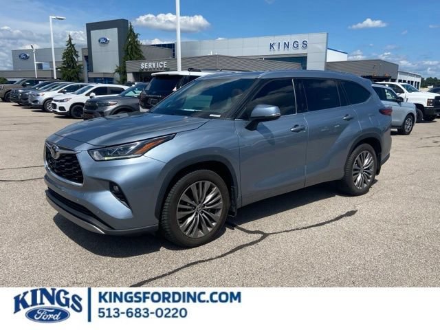 Used 2021 Toyota Highlander Platinum AWD/4WD image 1
