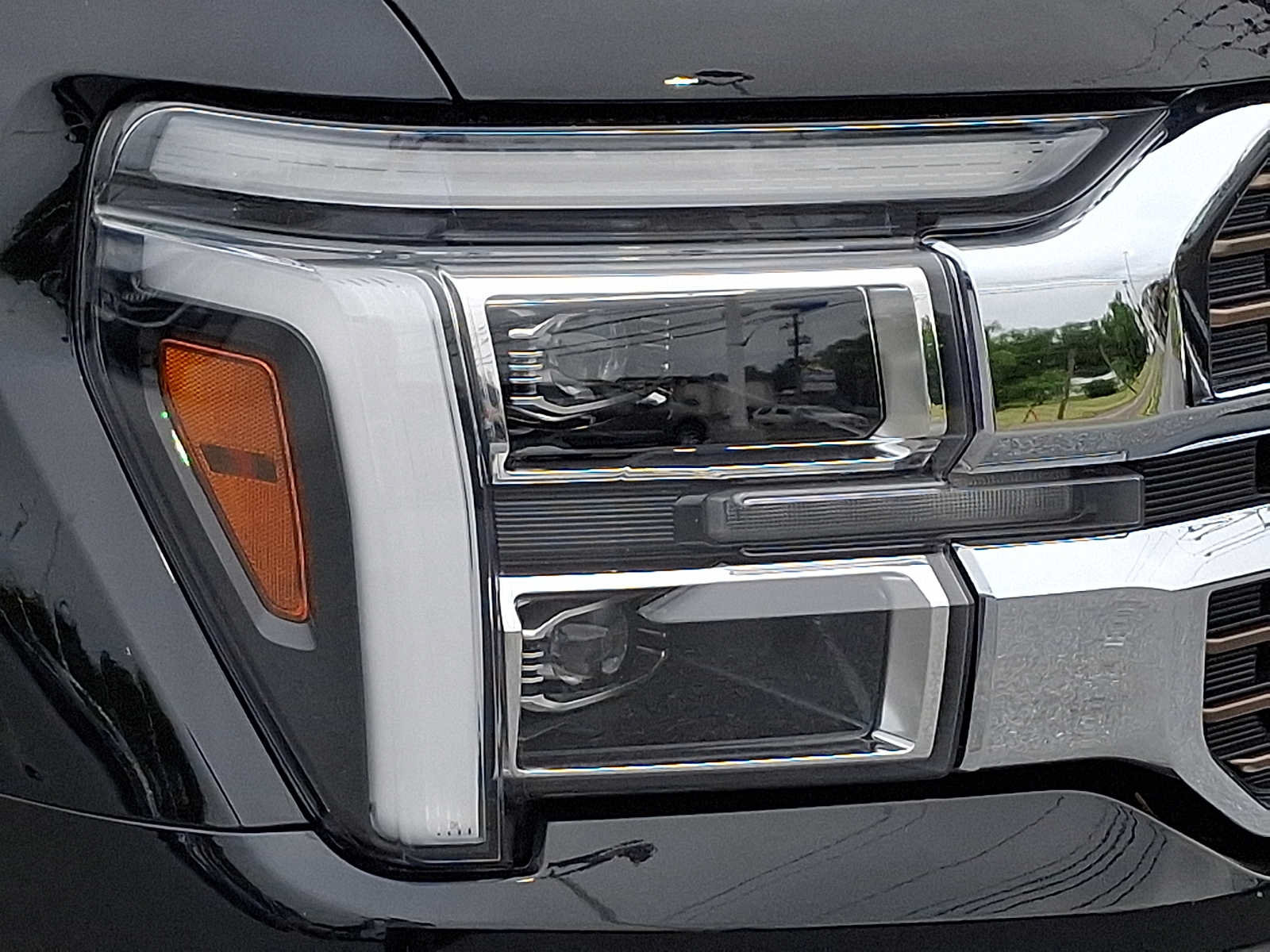Certified 2025 Ford F150 King Ranch w/ FX4 Off-Road Package AWD/4WD image 9