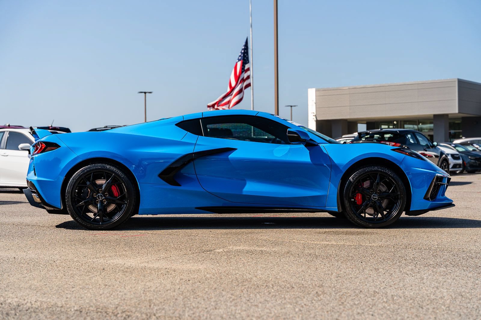 Used 2022 Chevrolet Corvette Stingray Premium Cpe w/ Z51 Performance Package RWD image 9