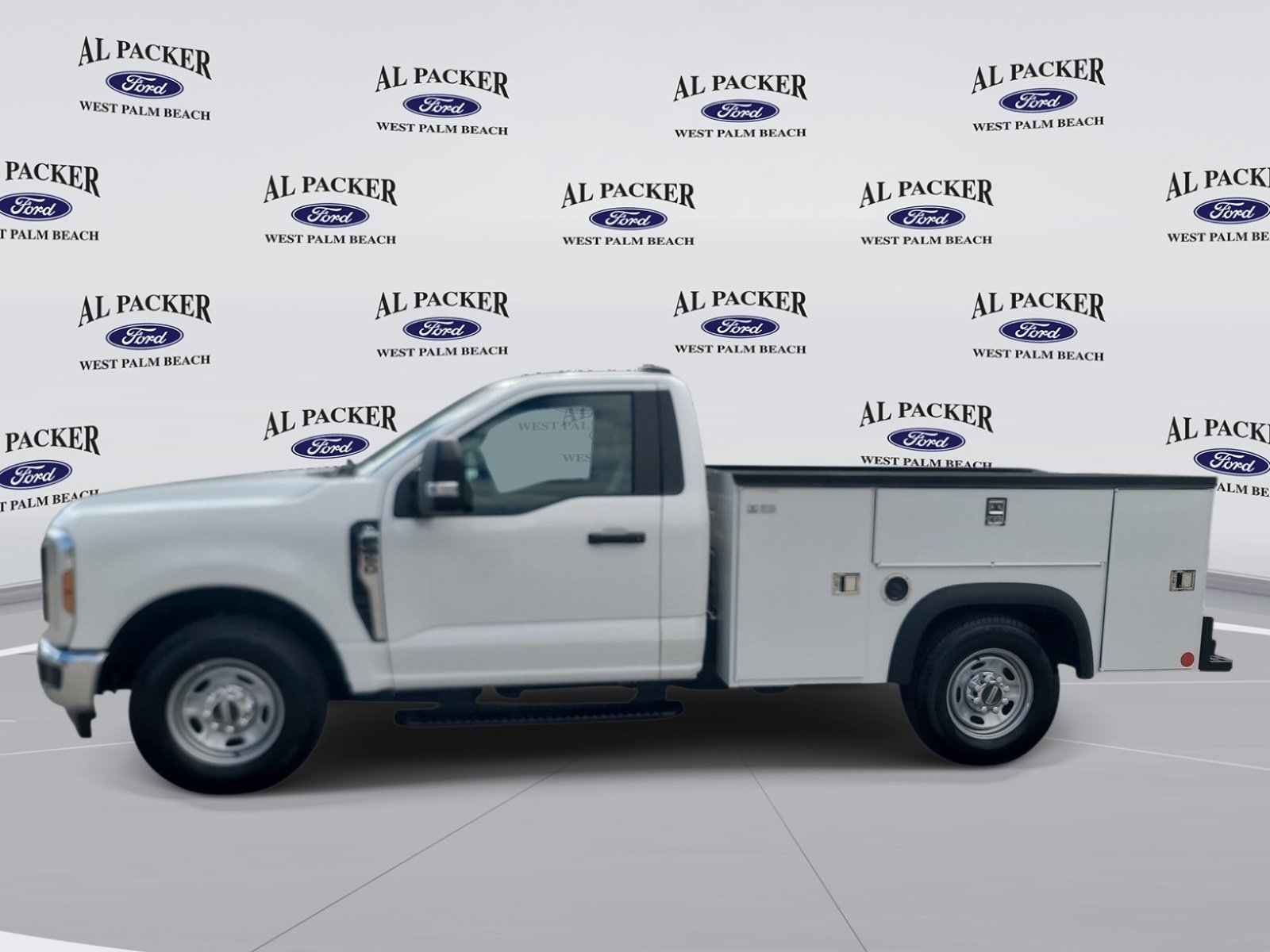 Certified 2024 Ford F250 XL w/ XL Chrome Package RWD image 2