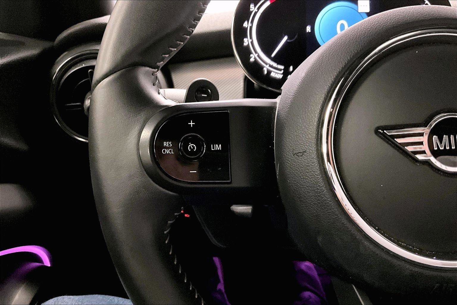 Used 2023 MINI Cooper S image 17