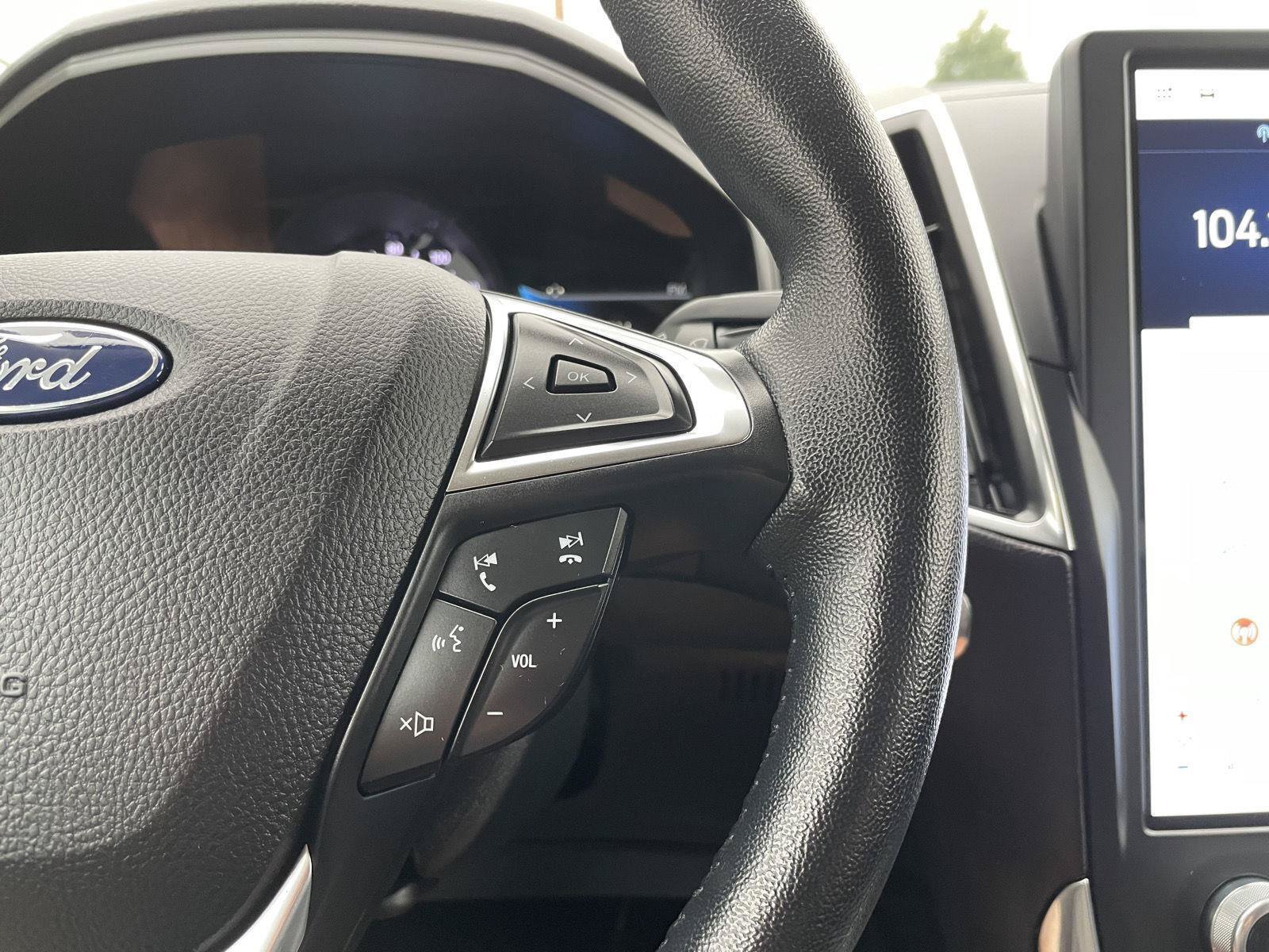 Certified 2024 Ford Edge Titanium AWD/4WD image 14
