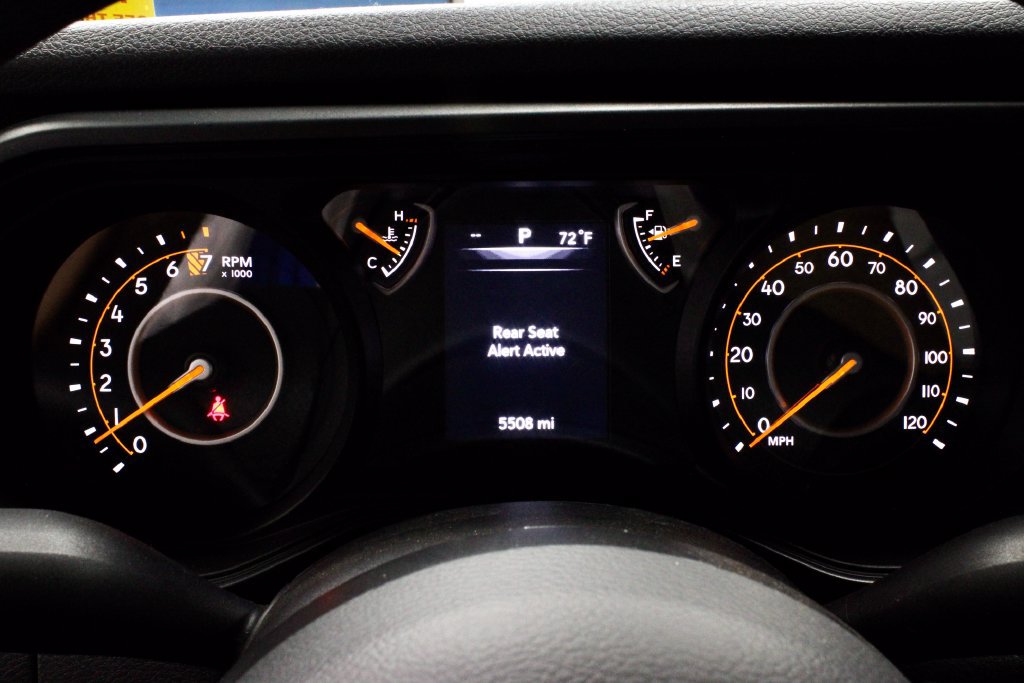 Used 2025 Jeep Gladiator Sport AWD/4WD image 27
