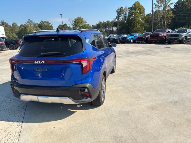 Used 2024 Kia Seltos S FWD image 22