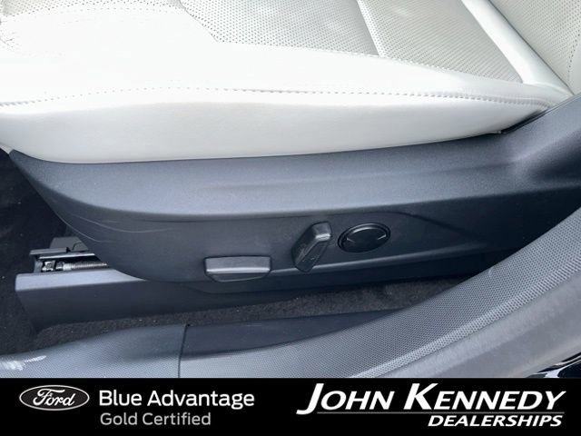 Certified 2025 Ford Mustang Mach-E Premium image 18