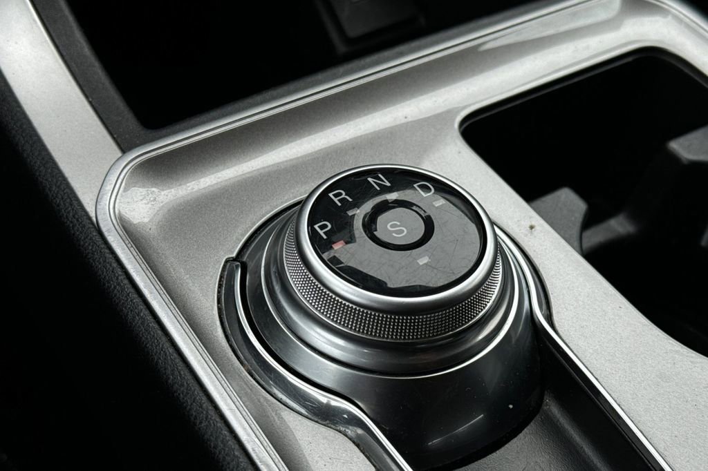 Certified 2023 Ford Edge SEL image 19