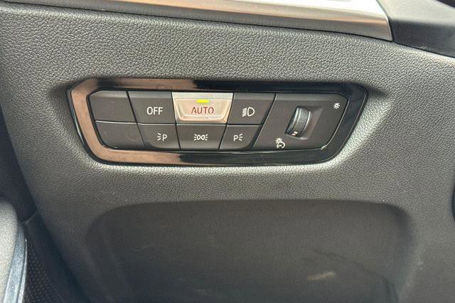 Used 2025 BMW 330i Sedan image 35