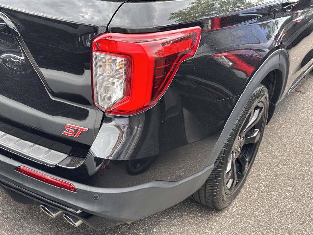 Certified 2022 Ford Explorer ST w/ Equipment Group 401A AWD/4WD image 7