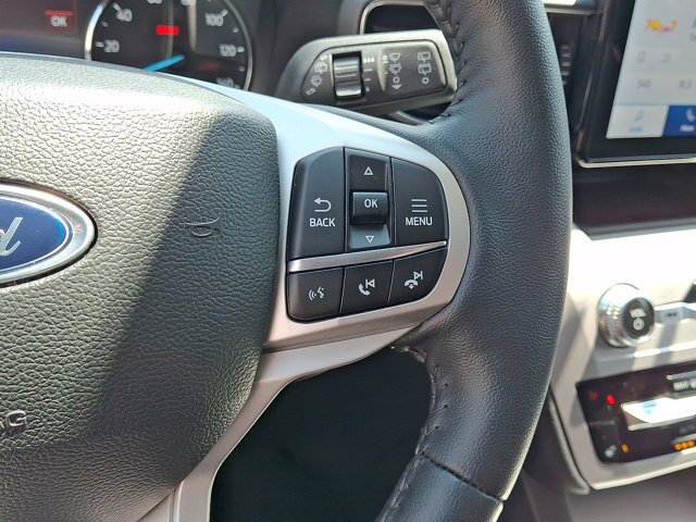Certified 2023 Ford Explorer XLT w/ Equipment Group 202A AWD/4WD image 10