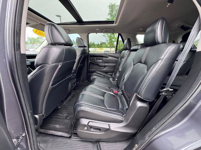 Used 2023 Honda Pilot Touring image 13