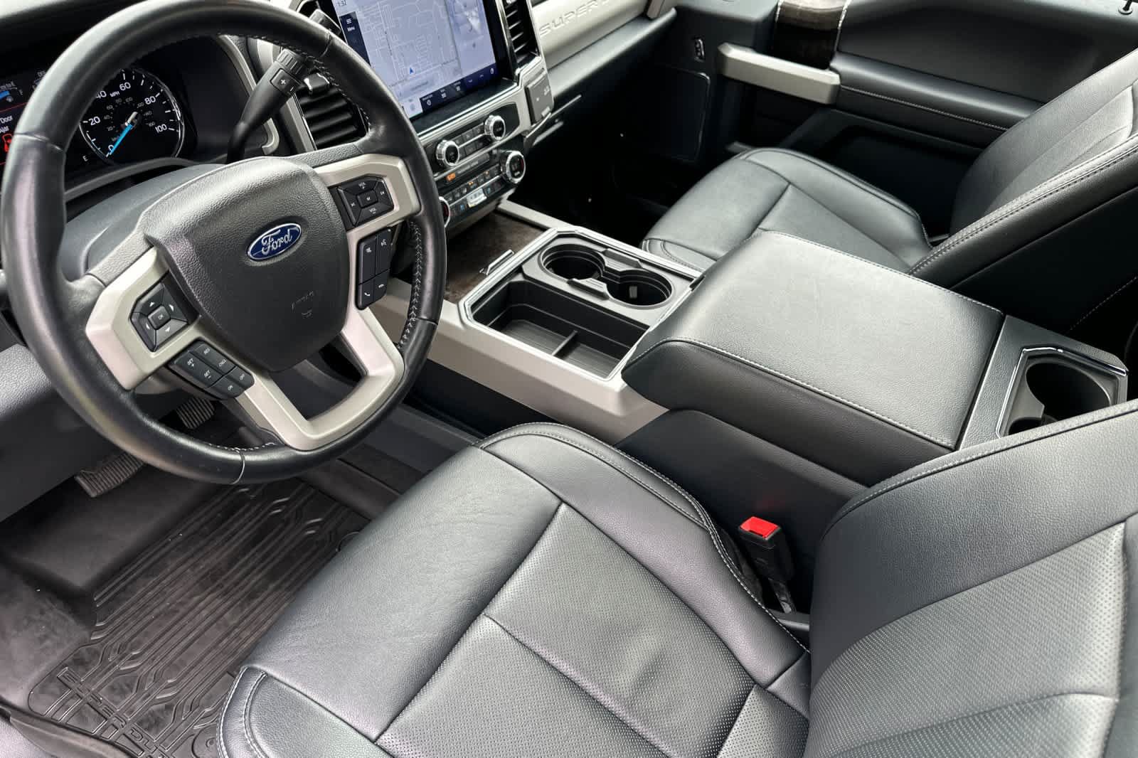 Certified 2022 Ford F350 Lariat w/ Tremor Off-Road Package AWD/4WD image 11