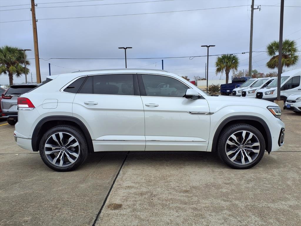 Used 2022 Volkswagen Atlas Cross Sport SEL Premium R-Line w/ Cross Sport MDO Package image 8