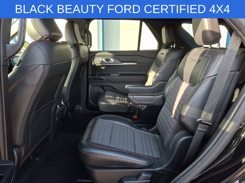 Certified 2025 Ford Explorer ST-Line AWD/4WD image 10