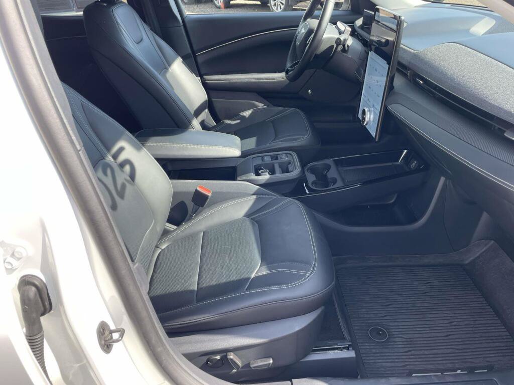 Certified 2025 Ford Mustang Mach-E Premium w/ Interior Protection Package AWD/4WD image 23