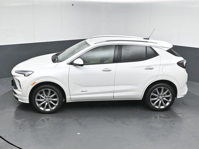 Used 2024 Buick Encore GX Avenir w/ Avenir Convenience Package AWD/4WD image 44