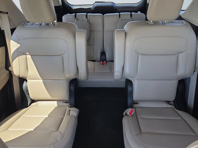 Certified 2022 Ford Explorer XLT AWD/4WD image 13