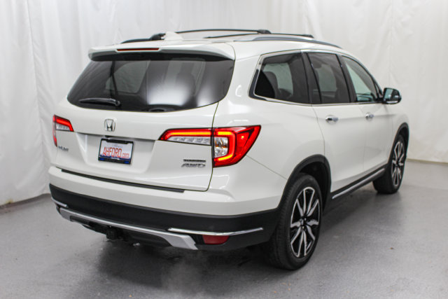 Used 2019 Honda Pilot Touring image 8