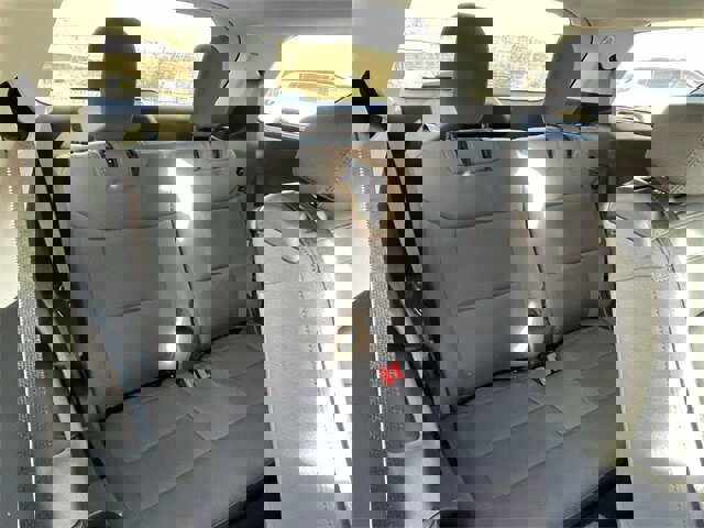 Certified 2025 Ford Explorer Active image 18