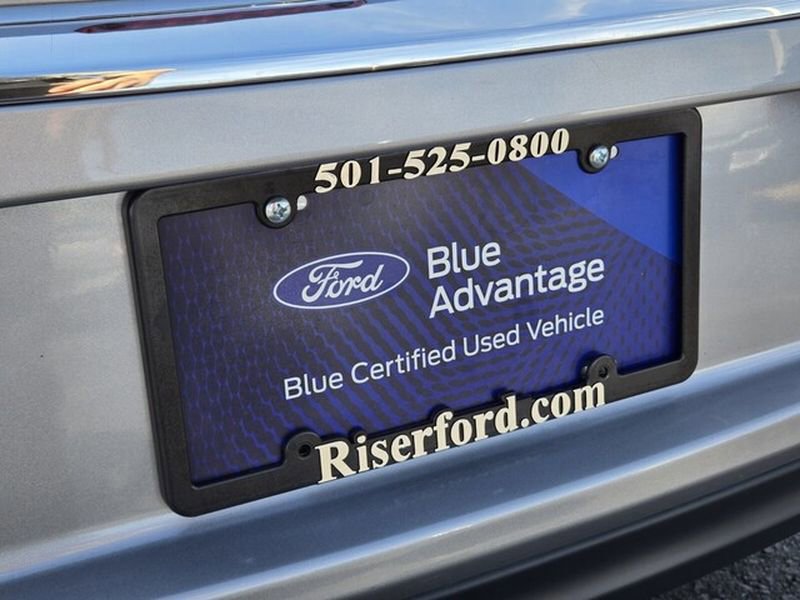 Used 2018 Chrysler 300 Limited w/ Safetytec Plus Group image 15