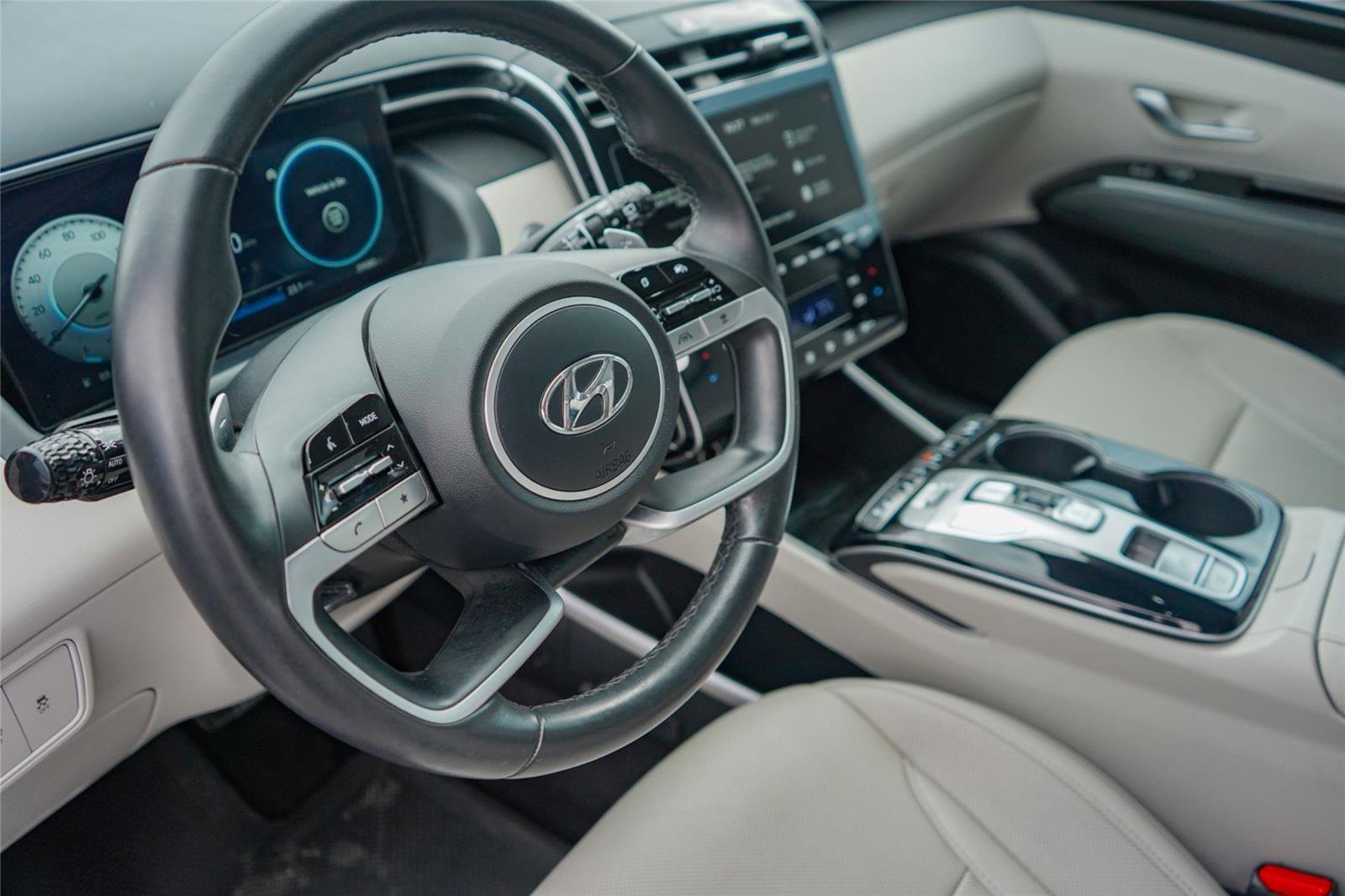 Used 2023 Hyundai Tucson Limited image 9
