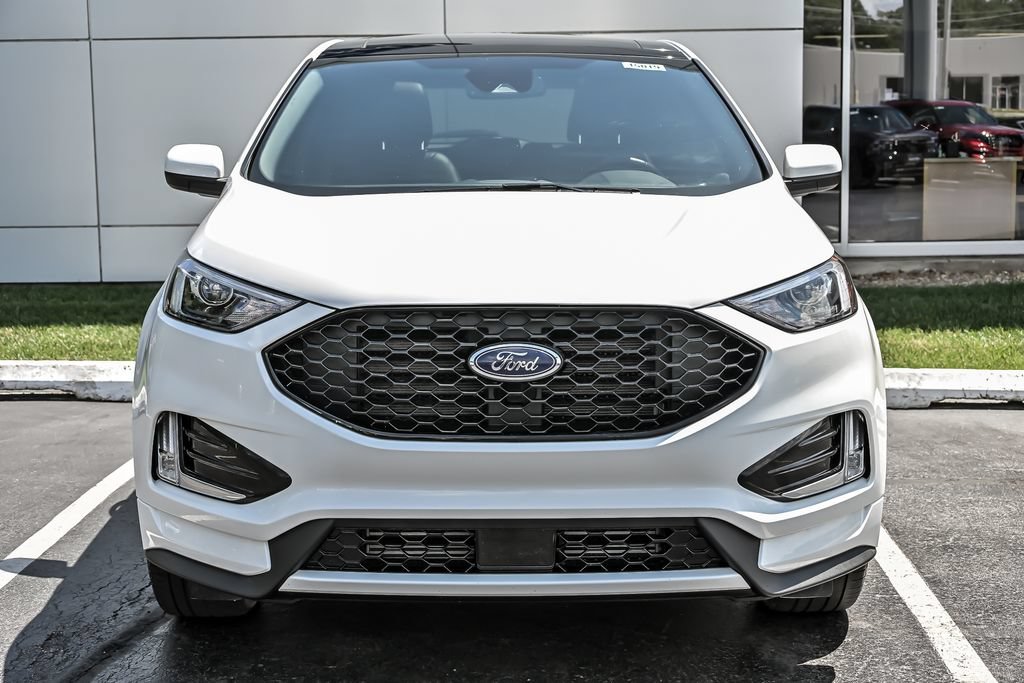 Certified 2023 Ford Edge ST-Line AWD/4WD image 4