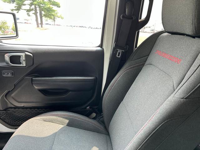 Used 2024 Jeep Wrangler Unlimited Rubicon AWD/4WD image 25
