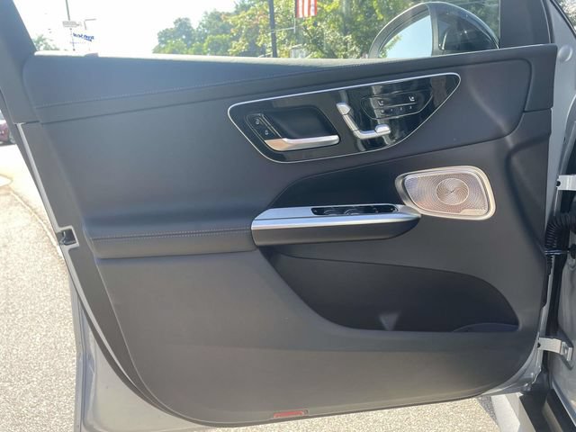 Used 2024 Mercedes-Benz GLC 300 4MATIC image 18