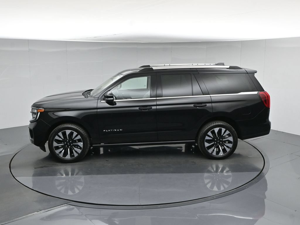 Certified 2025 Ford Expedition Platinum w/ Driver's Package AWD/4WD image 50