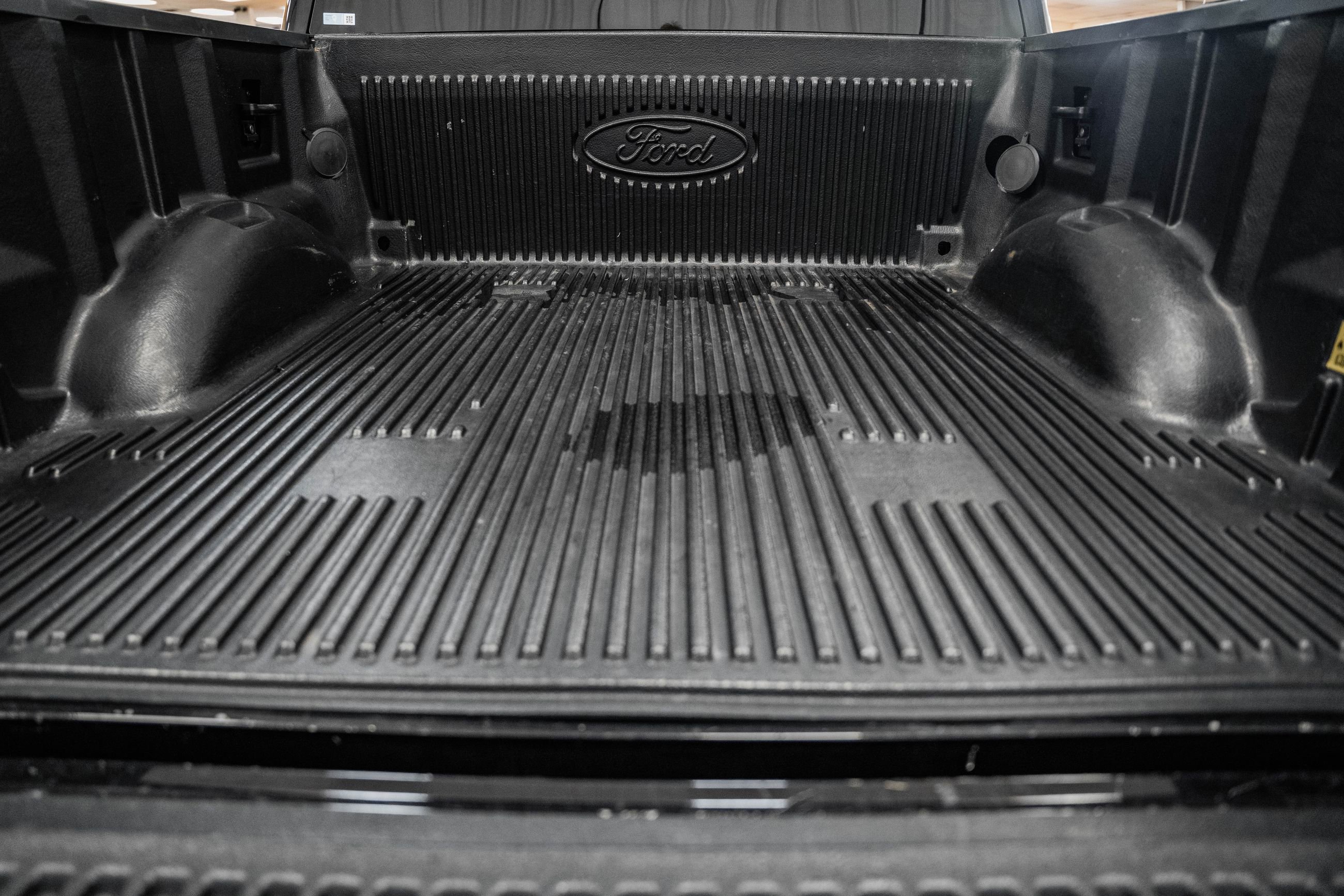 Certified 2021 Ford F150 Lariat w/ Equipment Group 502A High image 25